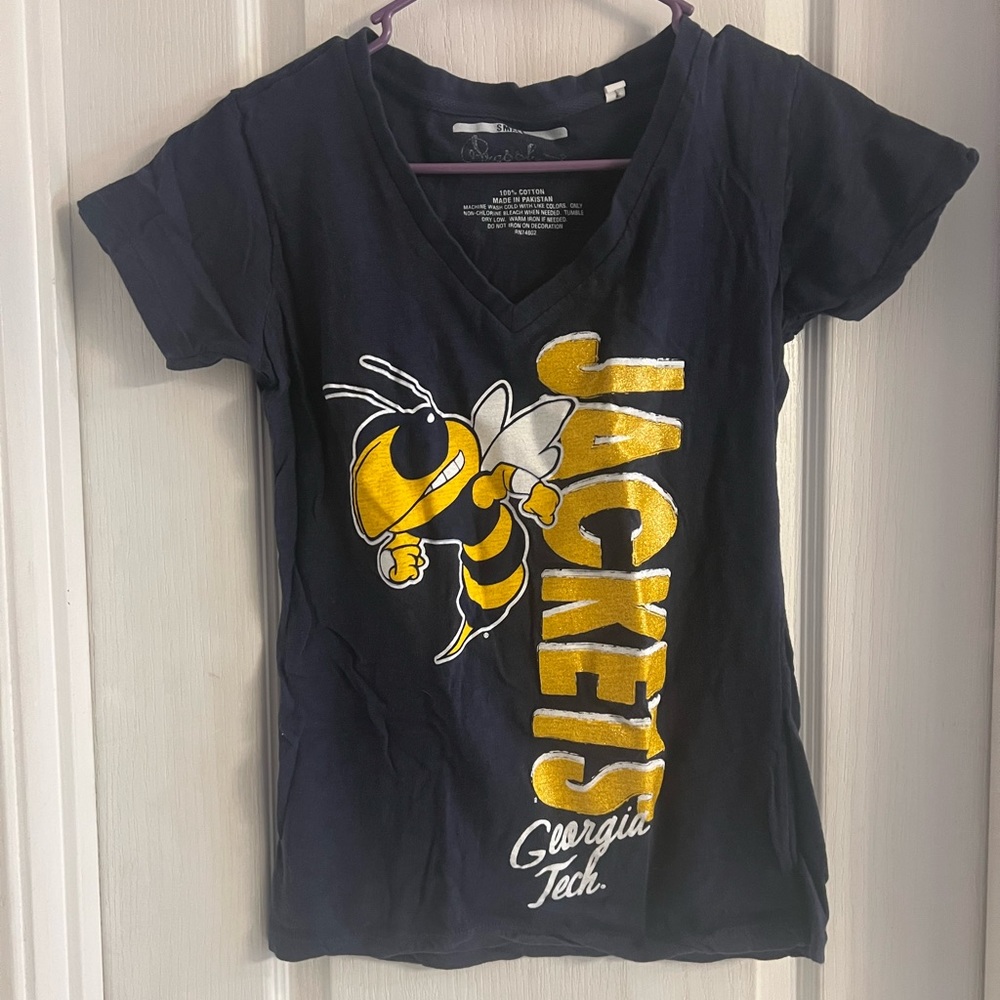 Georgia Tech Buzz V-Neck T-shirt; Women’s Size S